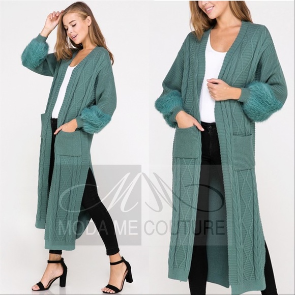 FABULOUS MINTY CARDIGAN! - Picture 2 of 4